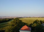 pohled z Vidoule na Prahu; to mal dole na obzoru je ikovsk TV v